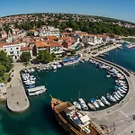 Kemping S&m Sveti Filip i Jakov